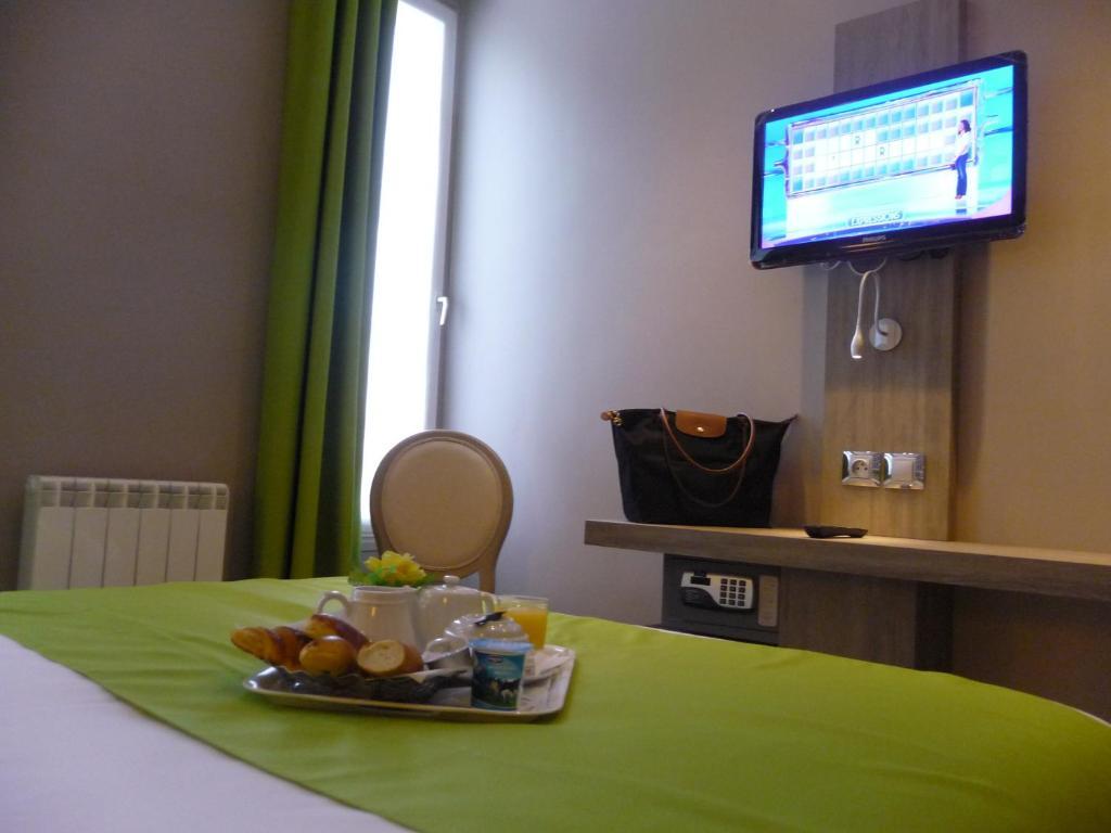 Hotel Floridor Etoile Aulnay-sous-Bois Oda fotoğraf